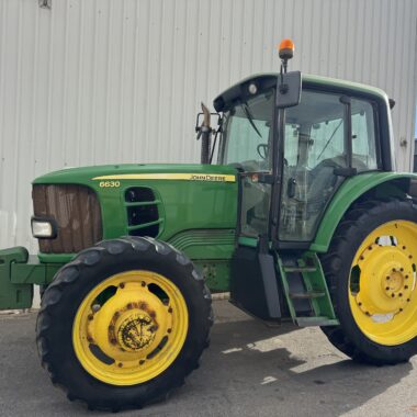 John Deere 6630